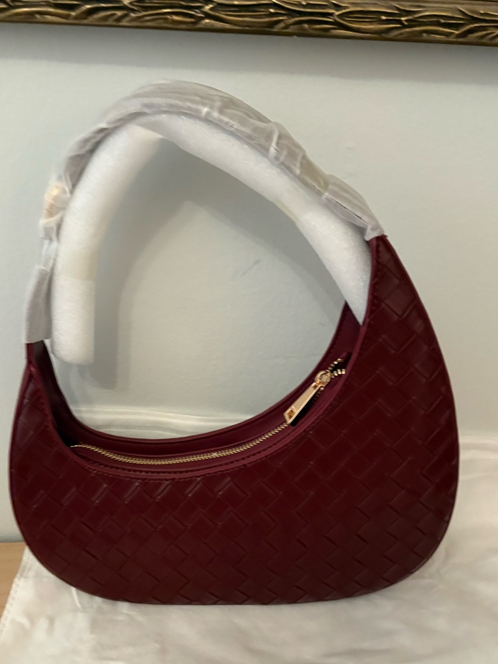 NWOT JW PEI Woven Crescent Shoulder Bag - Deep Burgundy - Picture 6 of 7